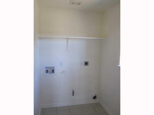 728 Abbeyglen Castle Dr, Pflugerville, TX 78660