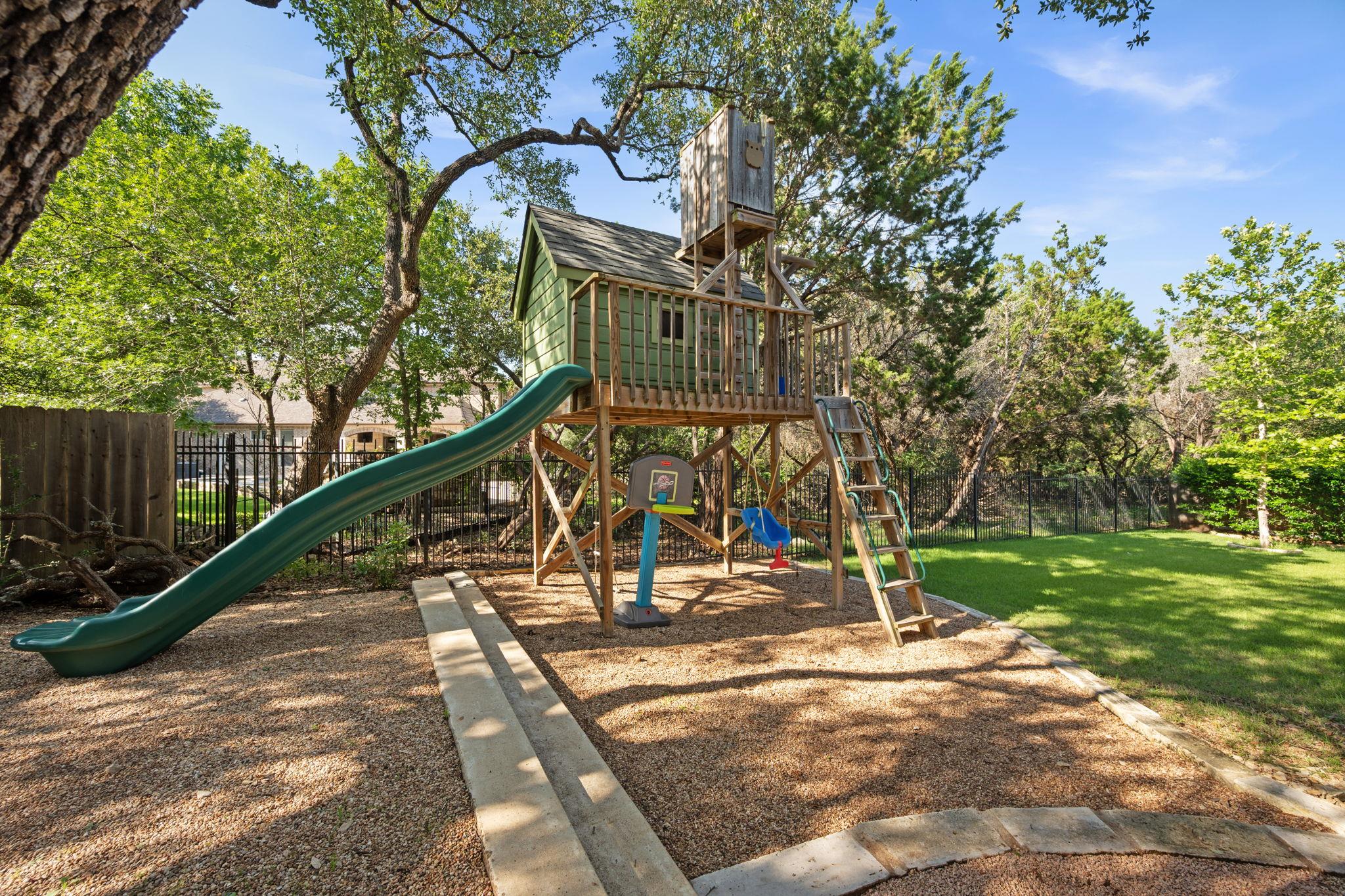 12300 Buvana Dr, Austin, TX 78739