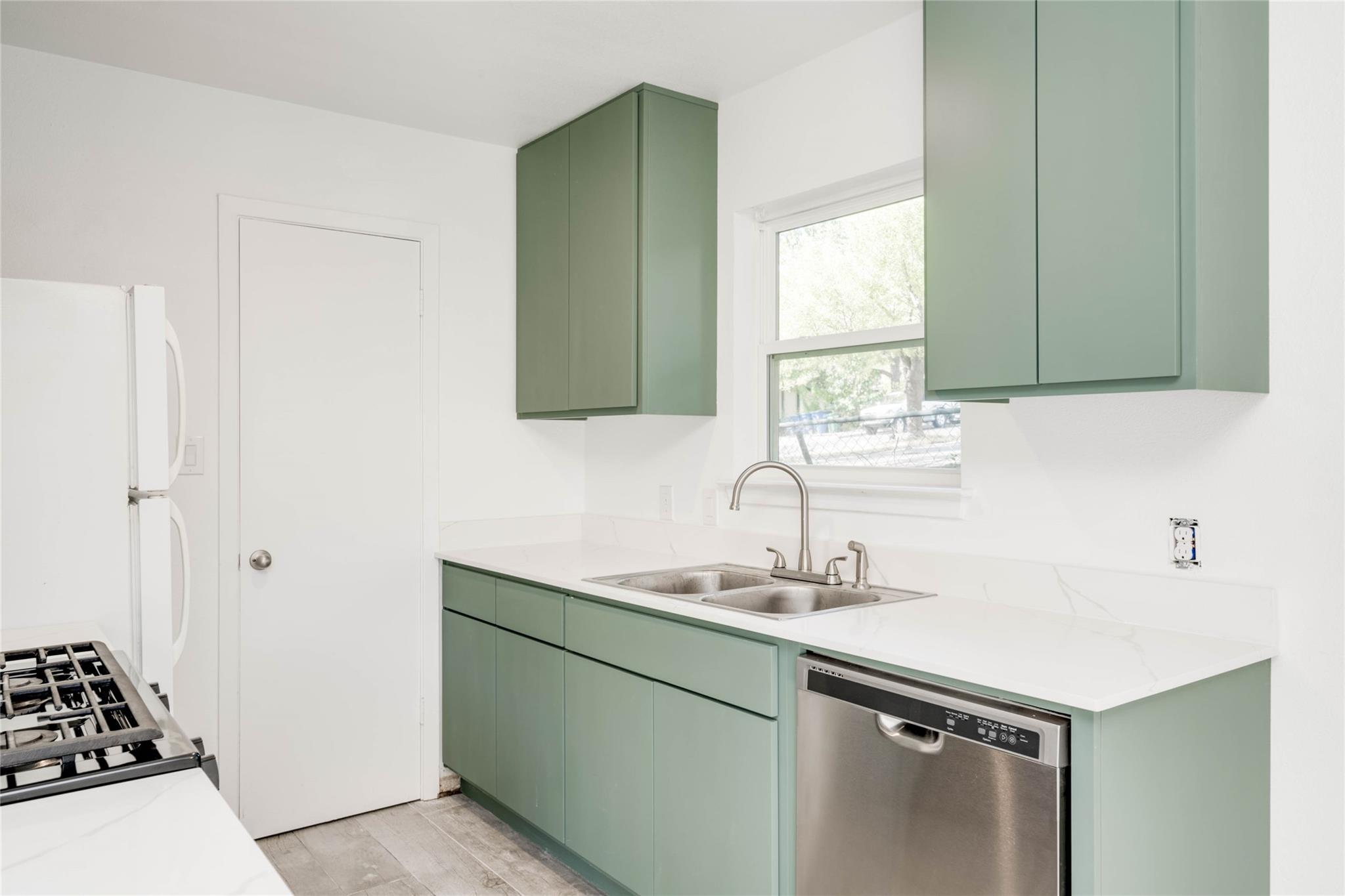 3304 Dolphin Cv # A, Austin, TX 78704