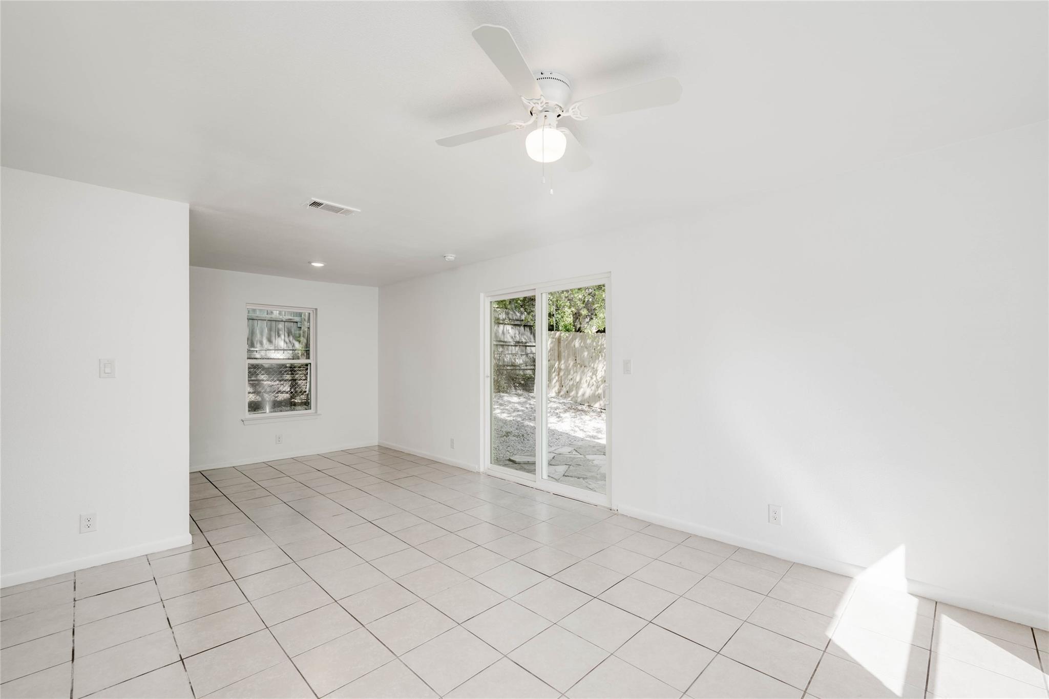3304 Dolphin Cv # A, Austin, TX 78704