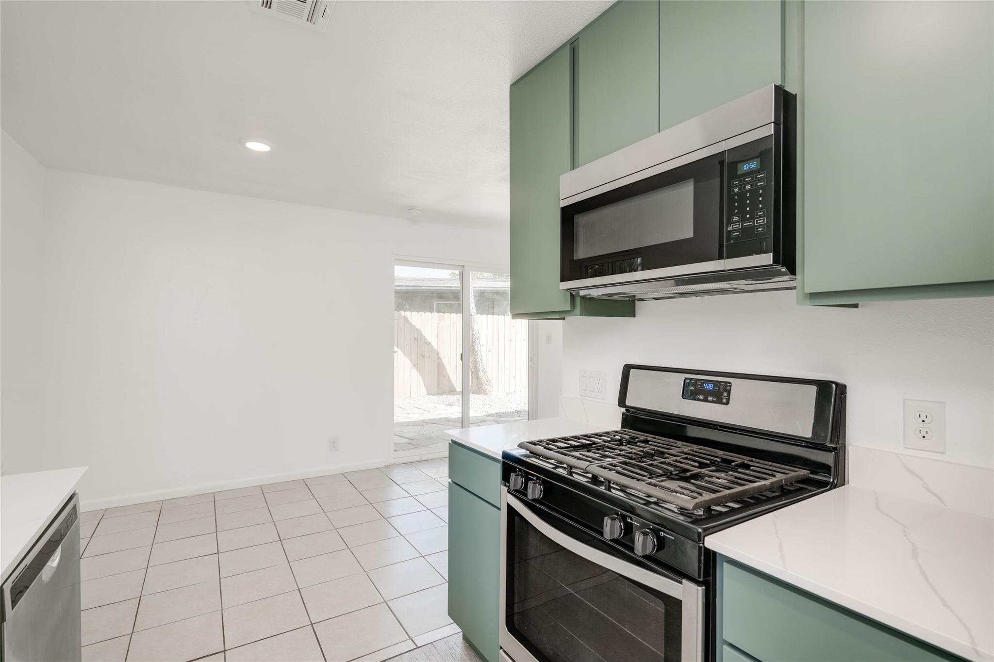 3304 Dolphin Cv # A, Austin, TX 78704