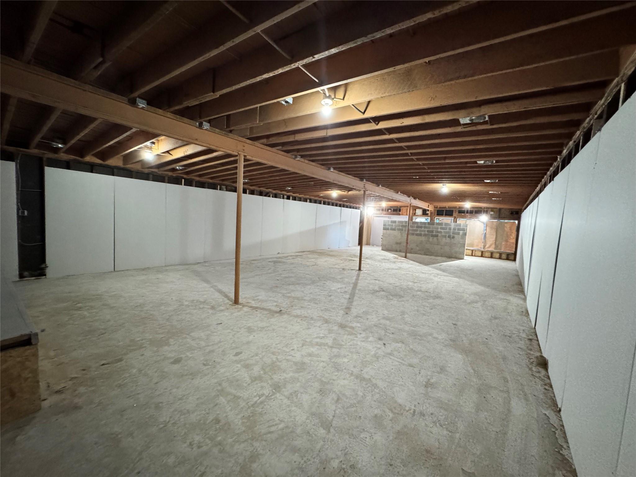 2113 E Cesar Chavez St, Austin, TX 78702
