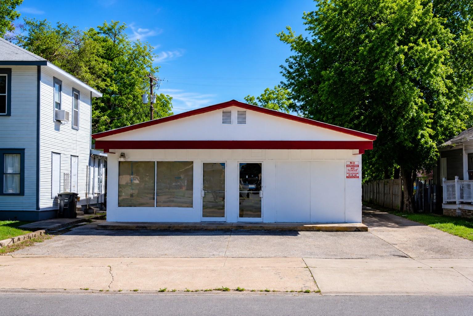 2113 E Cesar Chavez St, Austin, TX 78702