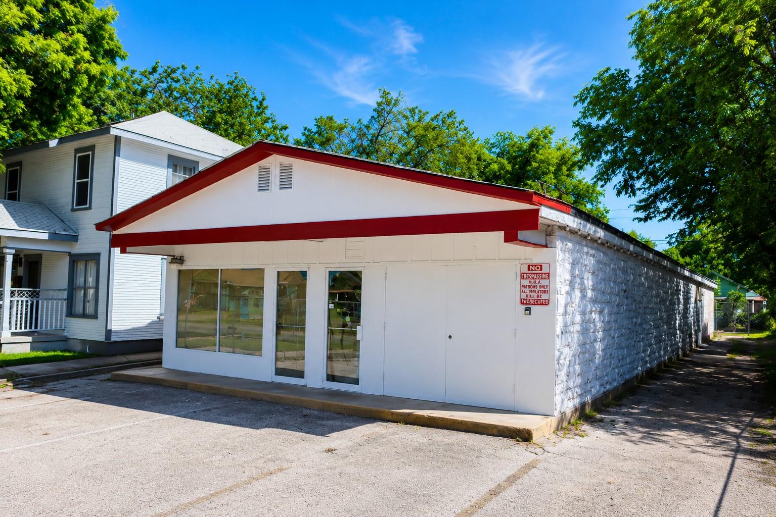 2113 E Cesar Chavez St, Austin, TX 78702
