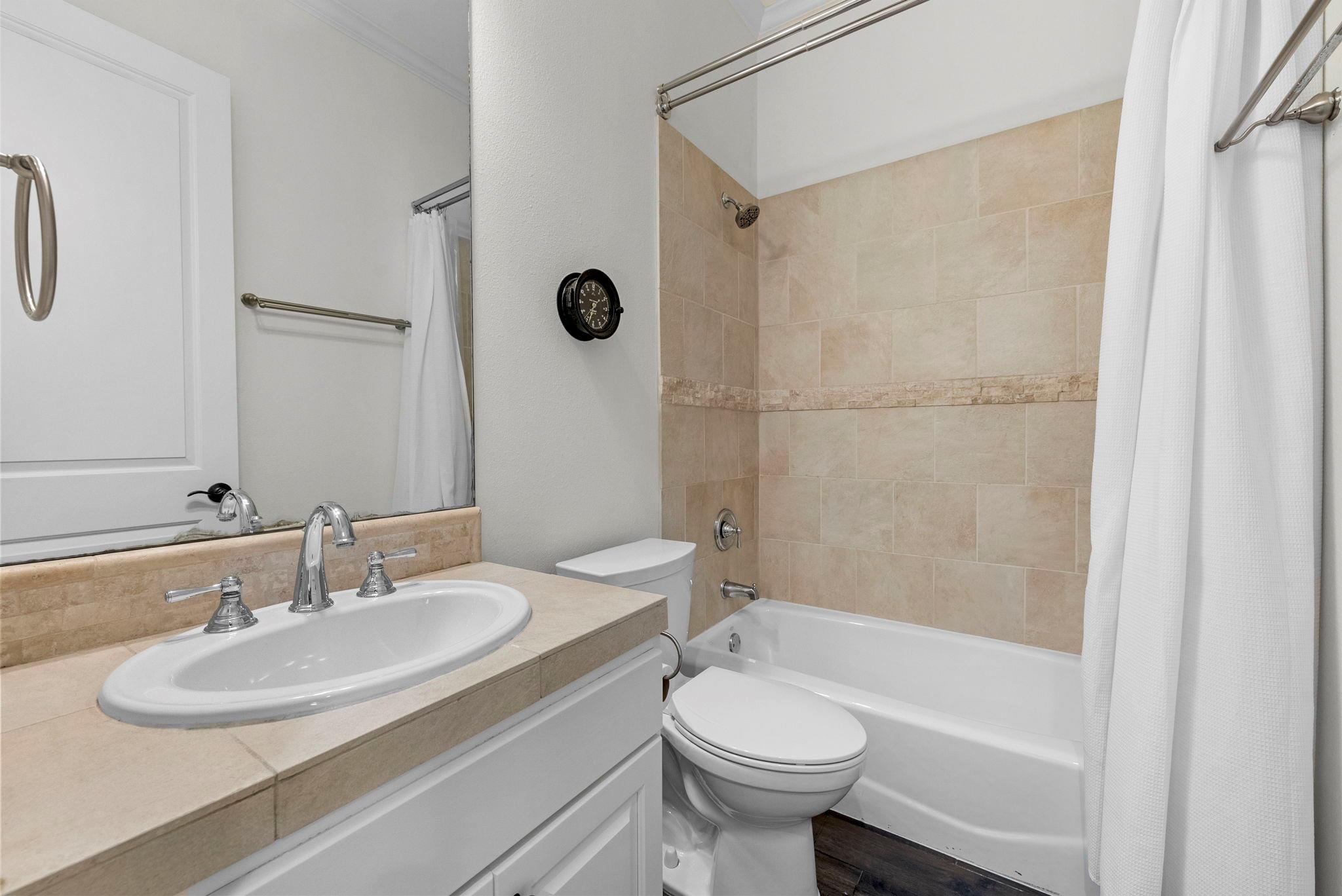 520 Goodnight Trl, Dripping Springs, TX 78620