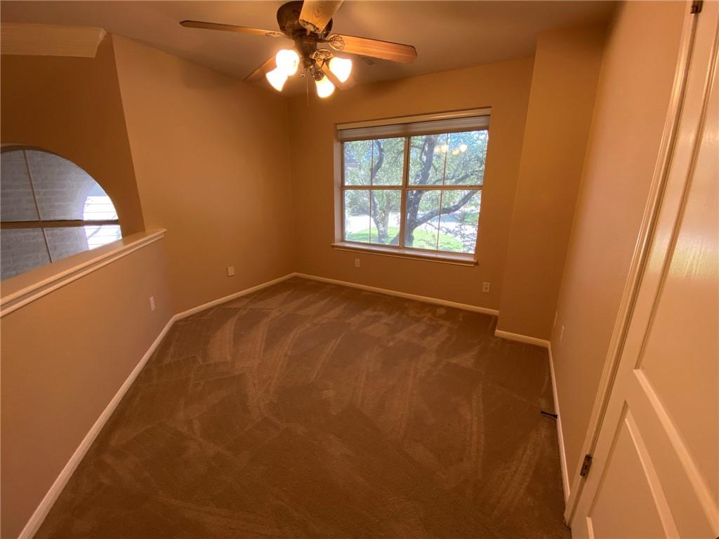 4 Muirfield Greens Cv, Lakeway, TX 78738