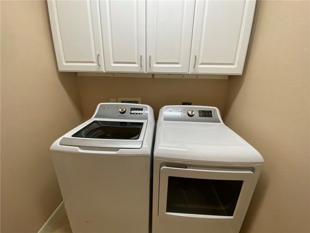 4 Muirfield Greens Cv, Lakeway, TX 78738
