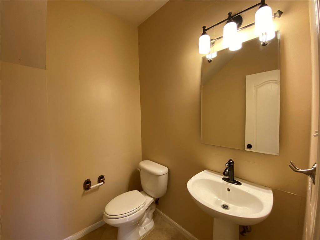4 Muirfield Greens Cv, Lakeway, TX 78738