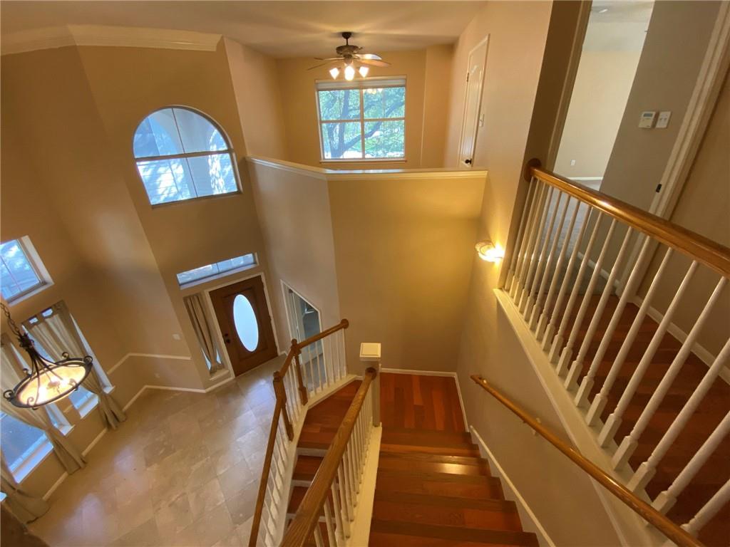 4 Muirfield Greens Cv, Lakeway, TX 78738