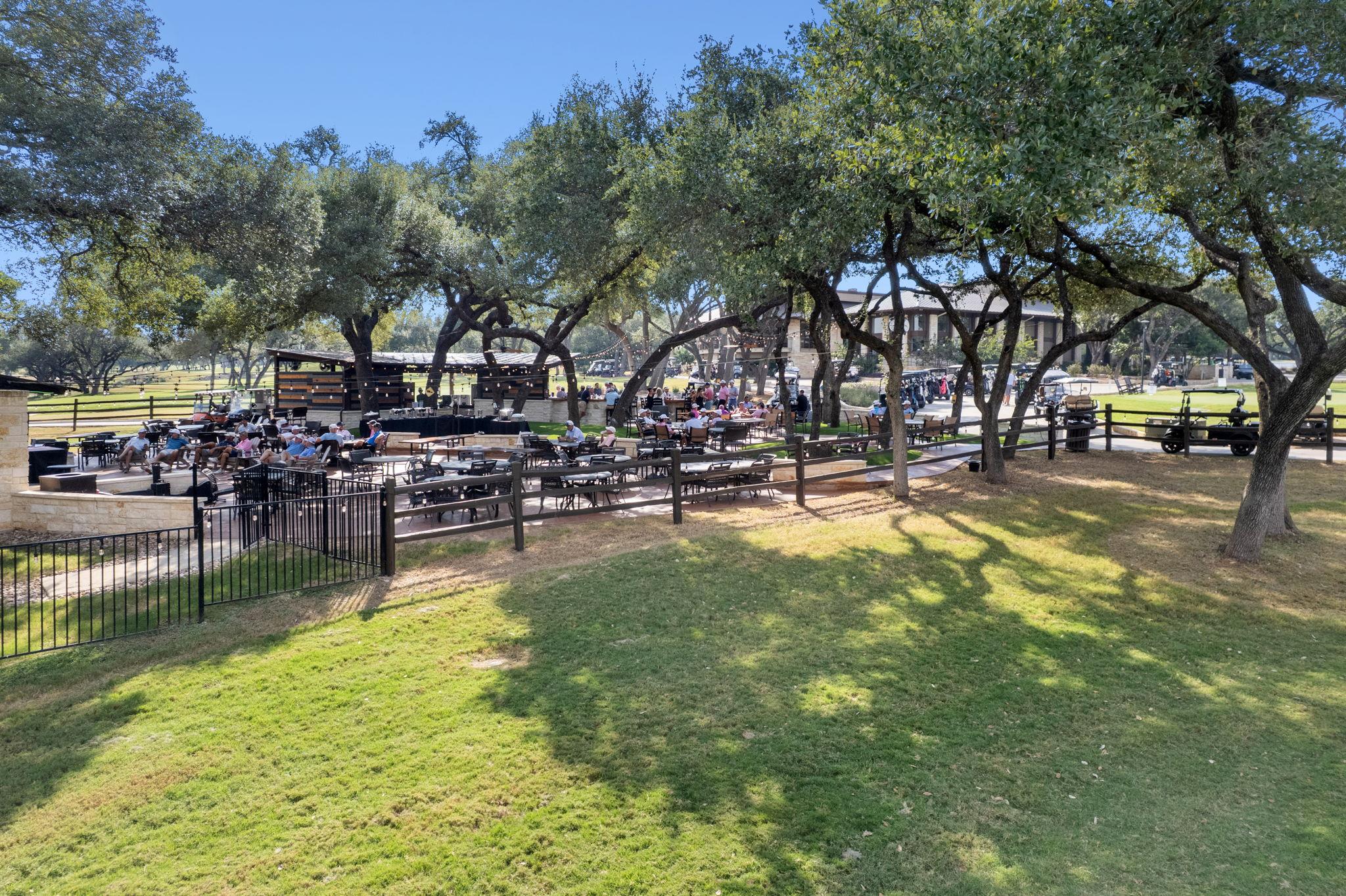 50 Tiburon Dr, The Hills, TX 78738