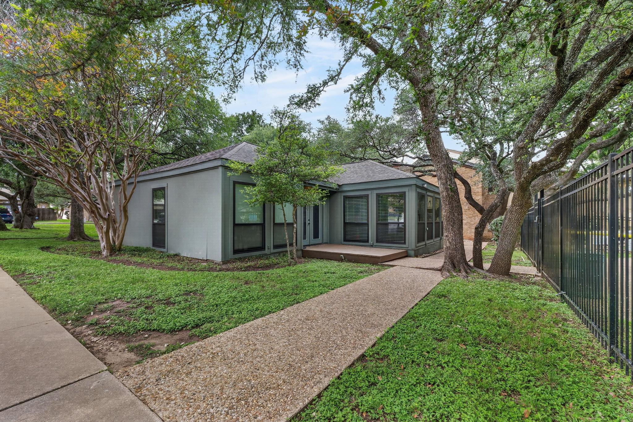 8210 Bent Tree Rd # 256, Austin, TX 78759