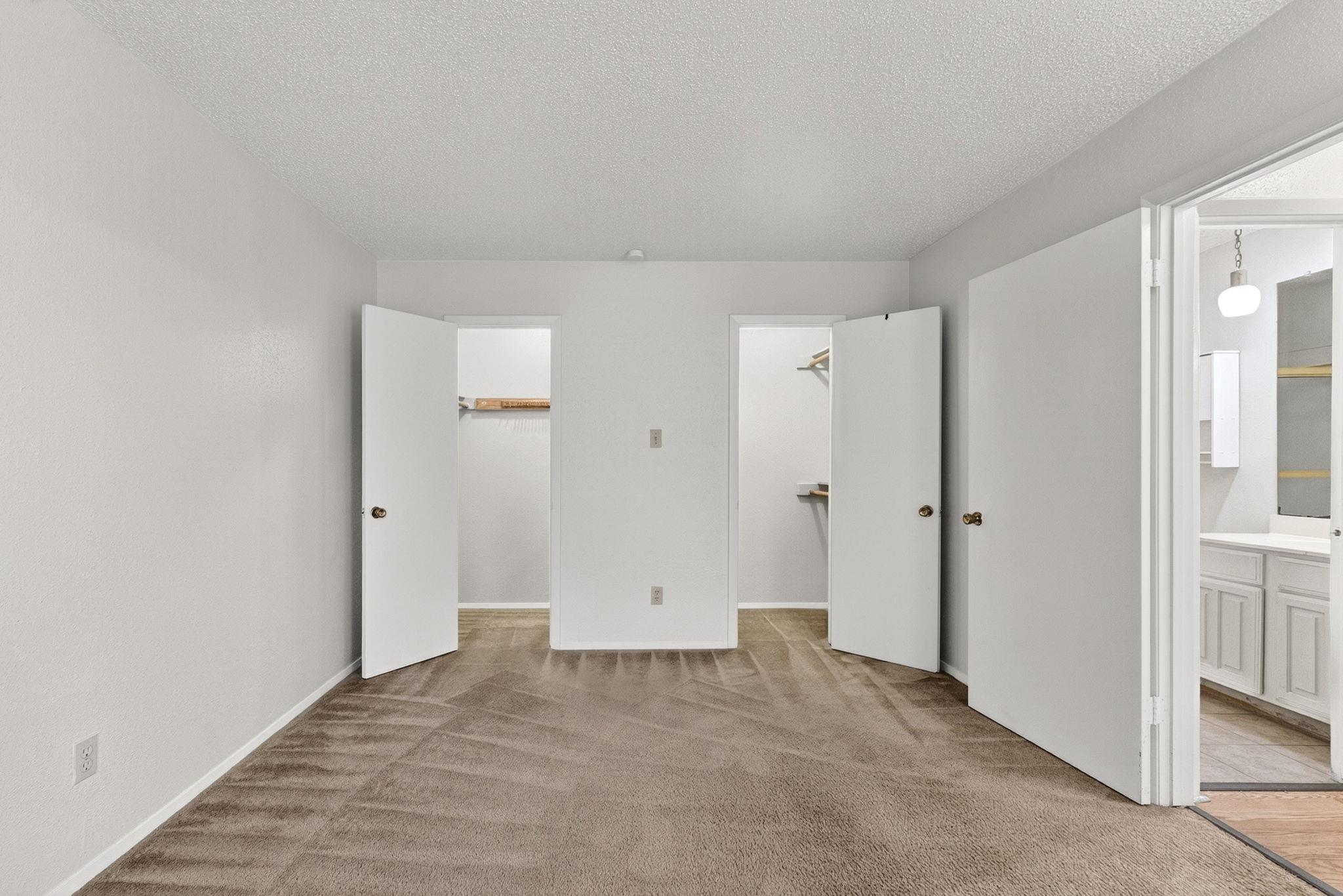 8210 Bent Tree Rd # 256, Austin, TX 78759