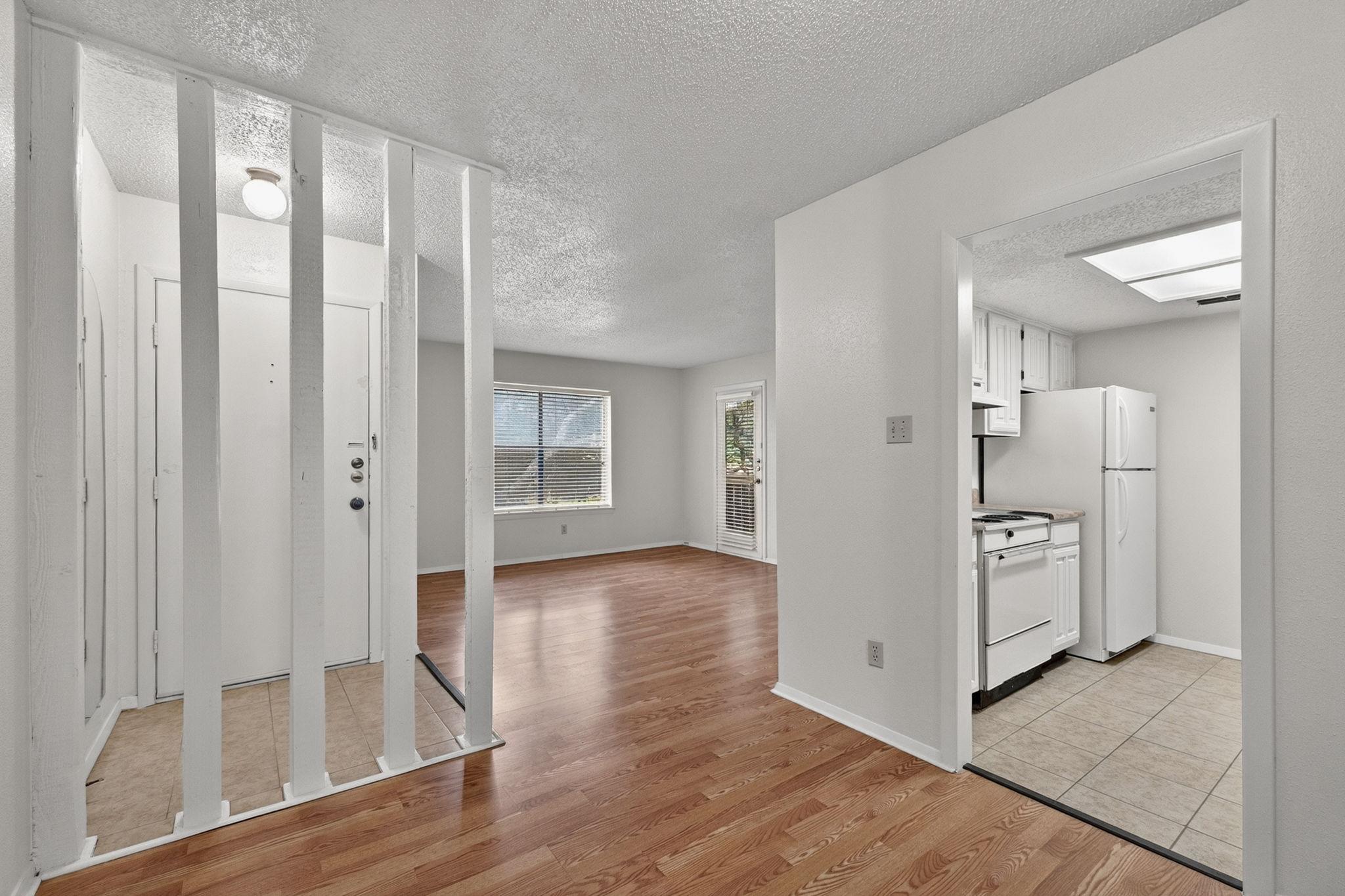 8210 Bent Tree Rd # 256, Austin, TX 78759