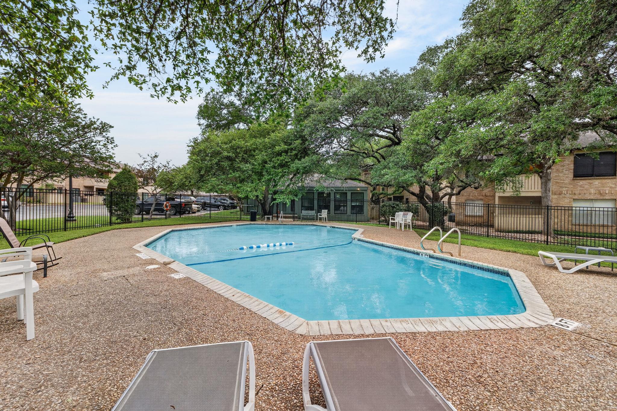 8210 Bent Tree Rd # 256, Austin, TX 78759