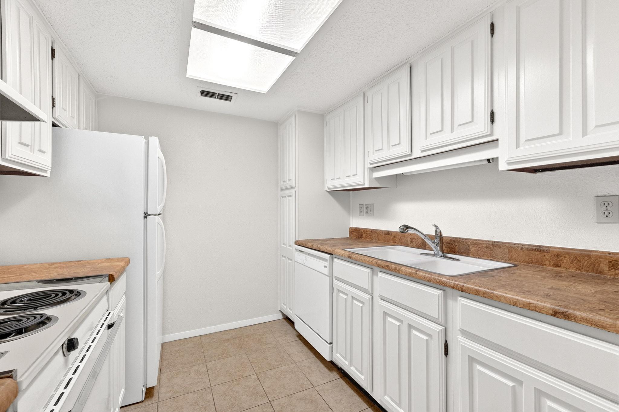 8210 Bent Tree Rd # 256, Austin, TX 78759