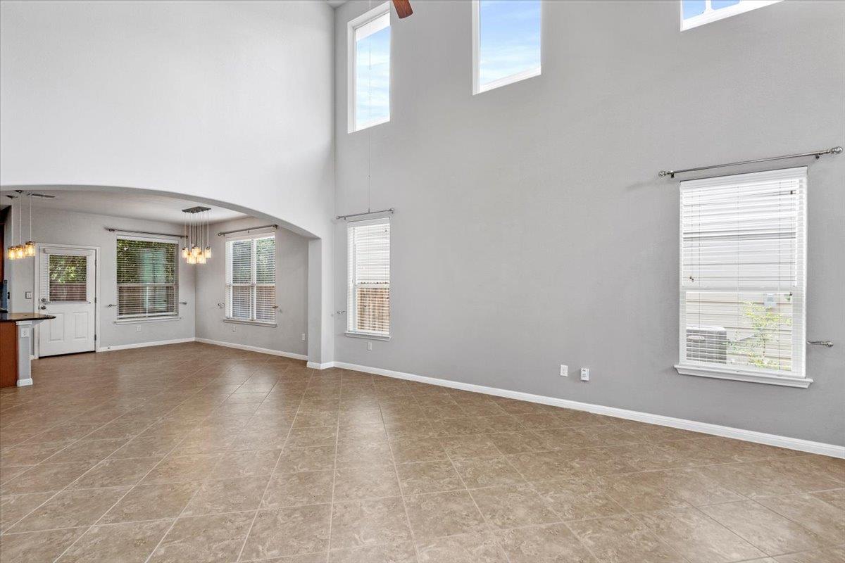 9413 Tanager Way, Austin, TX 78748