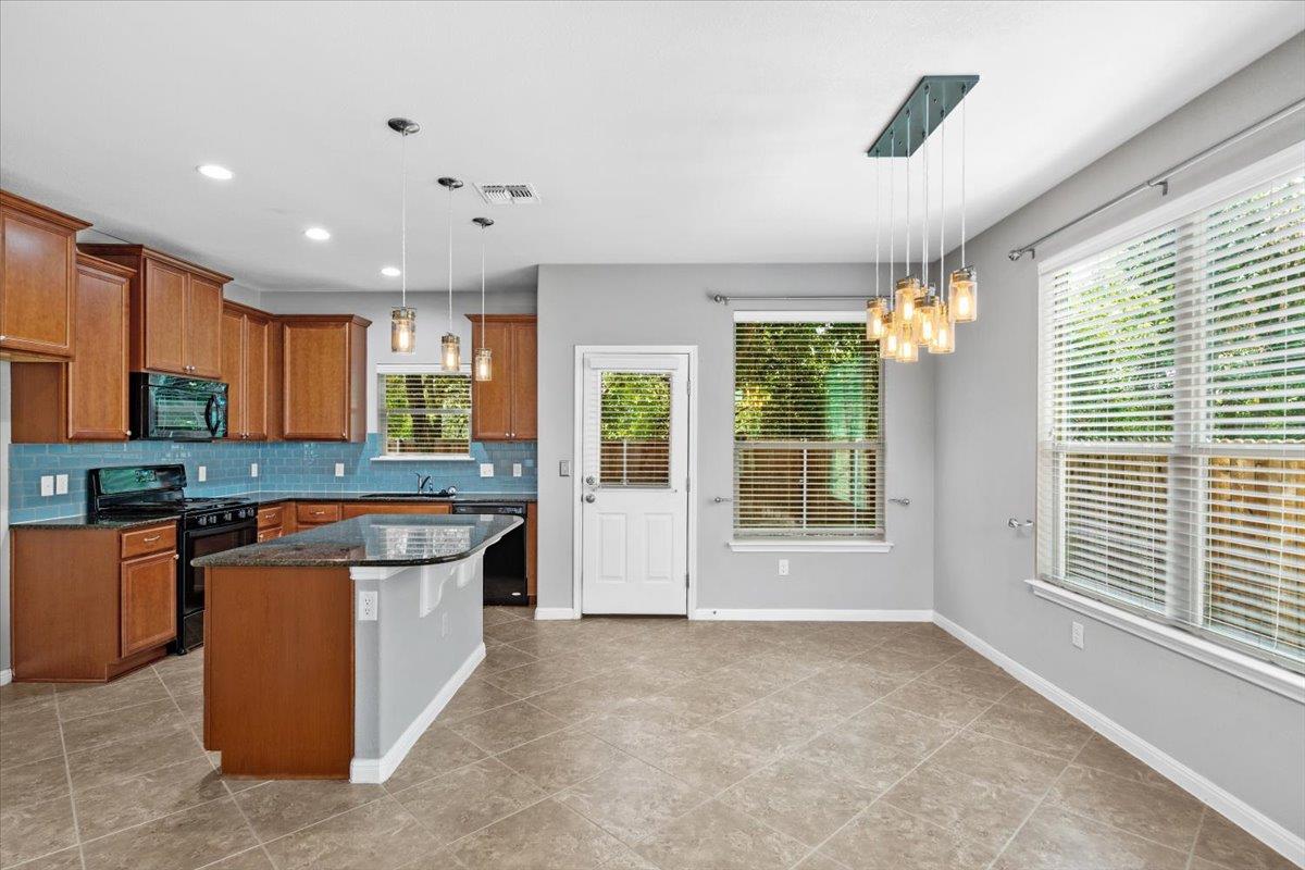 9413 Tanager Way, Austin, TX 78748