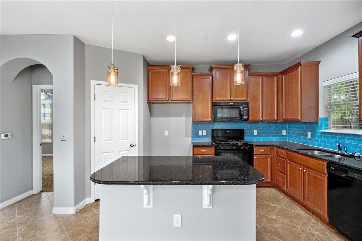 9413 Tanager Way, Austin, TX 78748