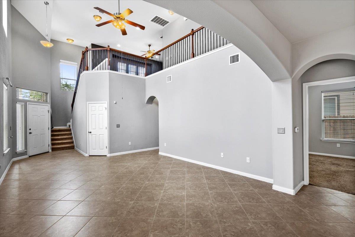 9413 Tanager Way, Austin, TX 78748