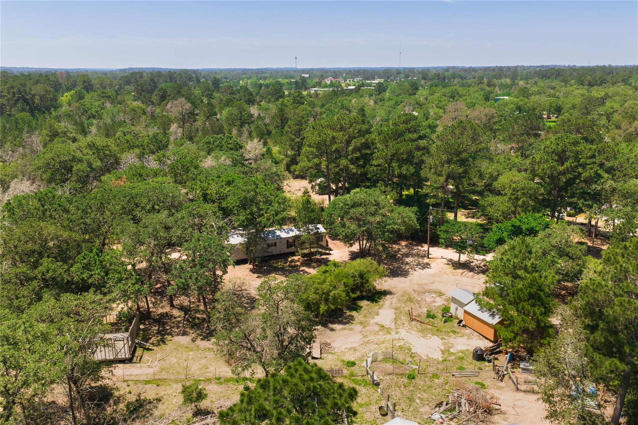224 Pine Valley Dr, Paige, TX 78659