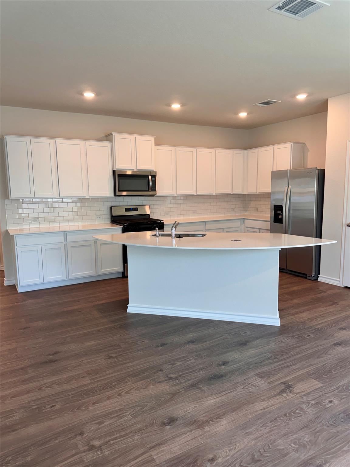204 Steele Harbor St, Cibolo, TX 78108
