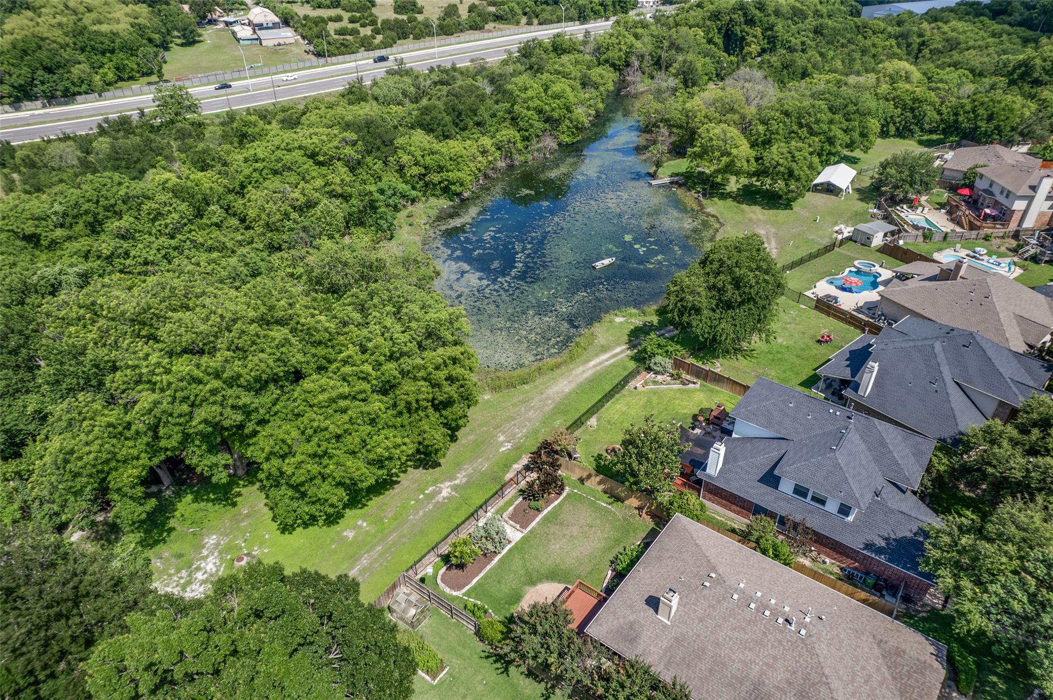 1824 Red Rock Dr, Round Rock, TX 78665