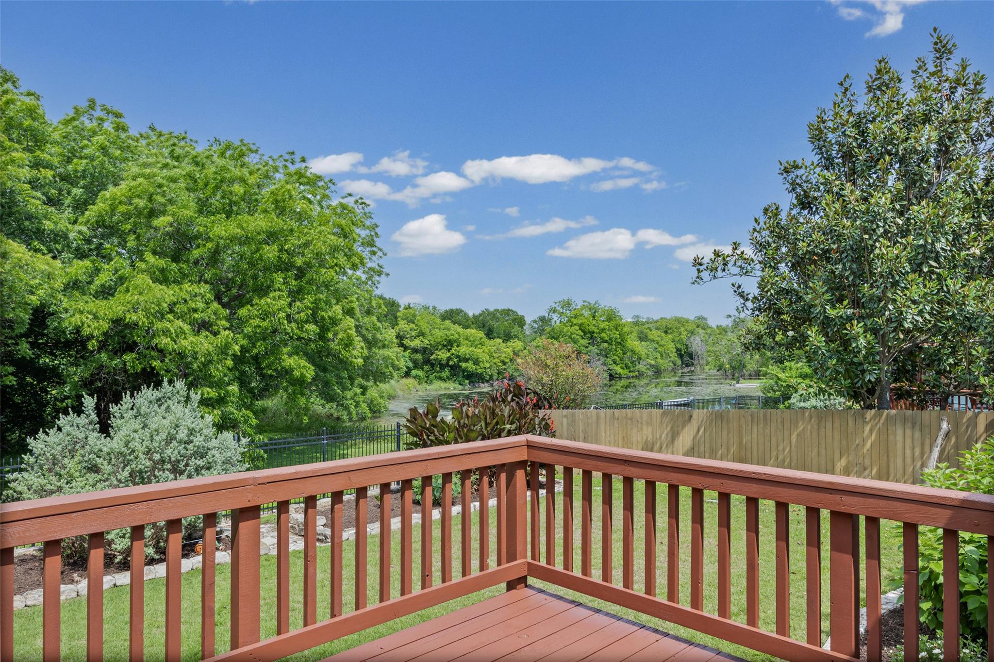 1824 Red Rock Dr, Round Rock, TX 78665