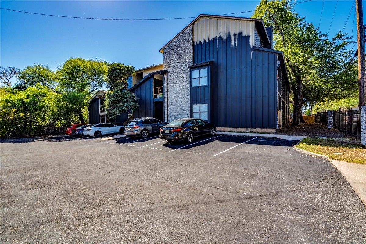 1411 Norwalk Ln # 207, Austin, TX 78703
