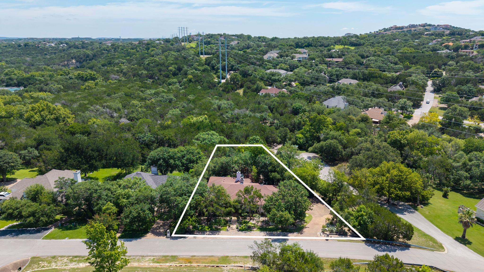 703 Palos Verdes Dr, Lakeway, TX 78734