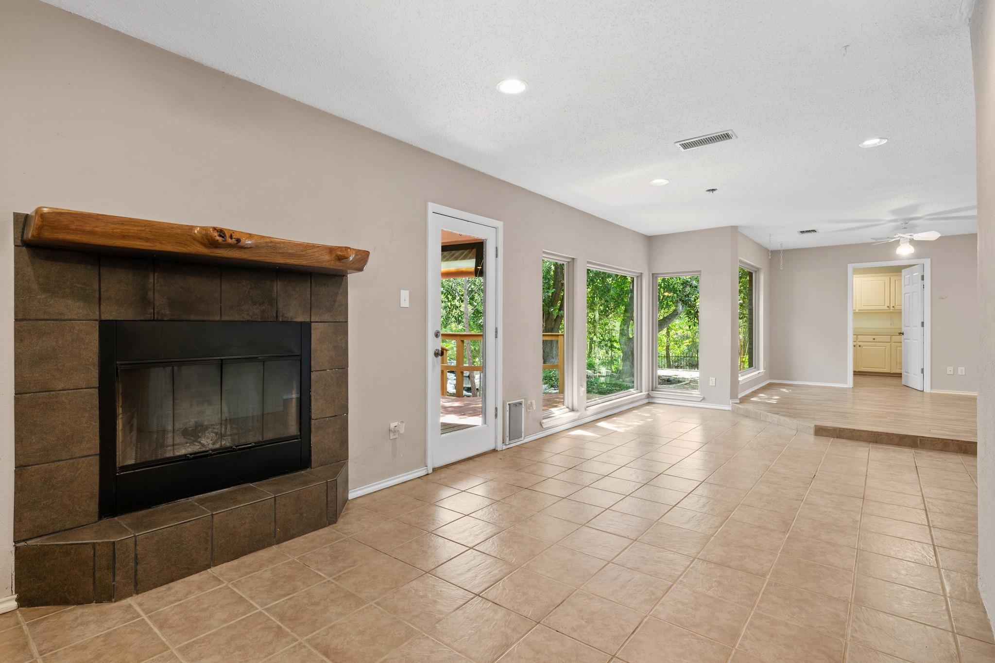 703 Palos Verdes Dr, Lakeway, TX 78734