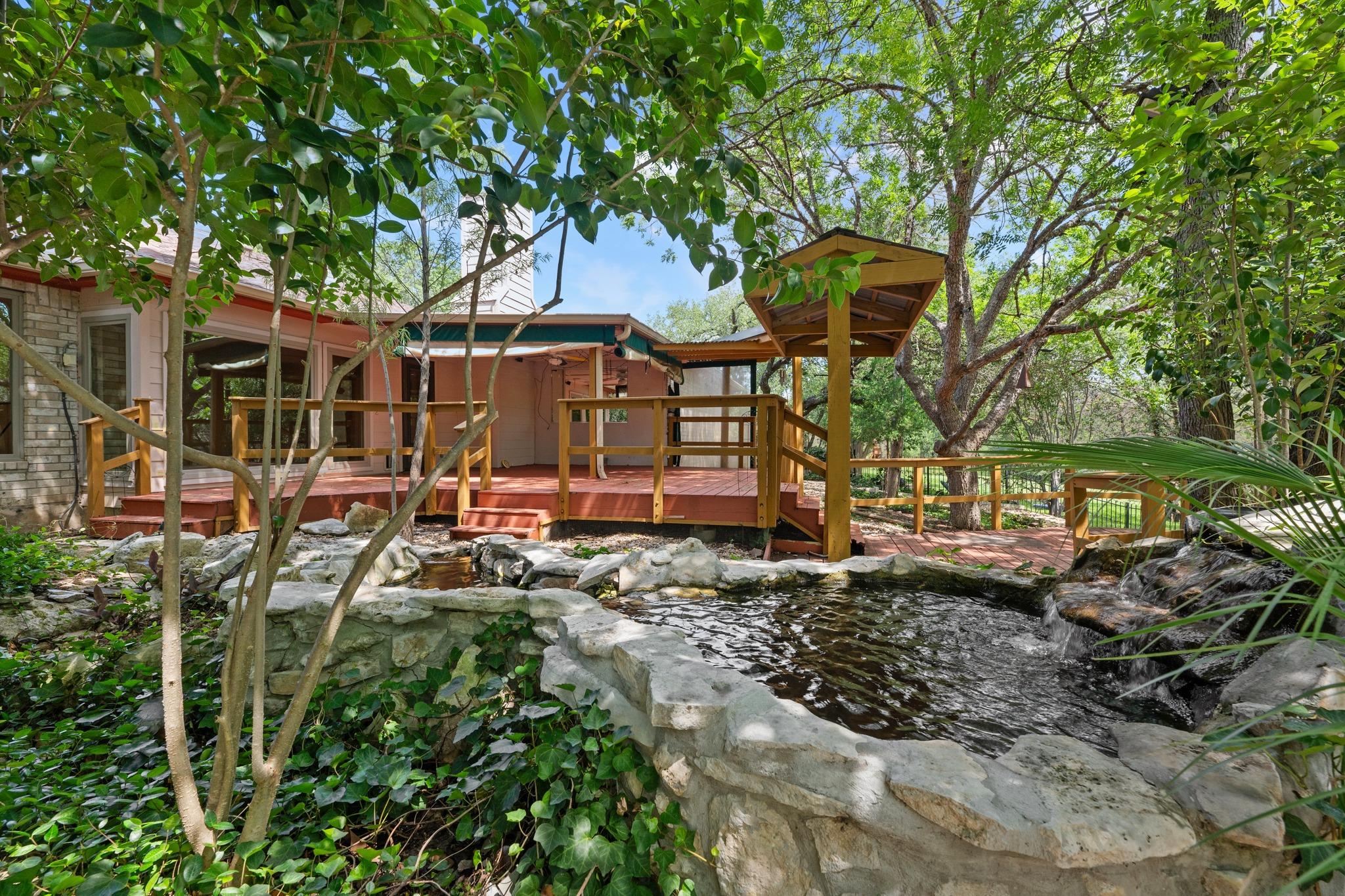 703 Palos Verdes Dr, Lakeway, TX 78734