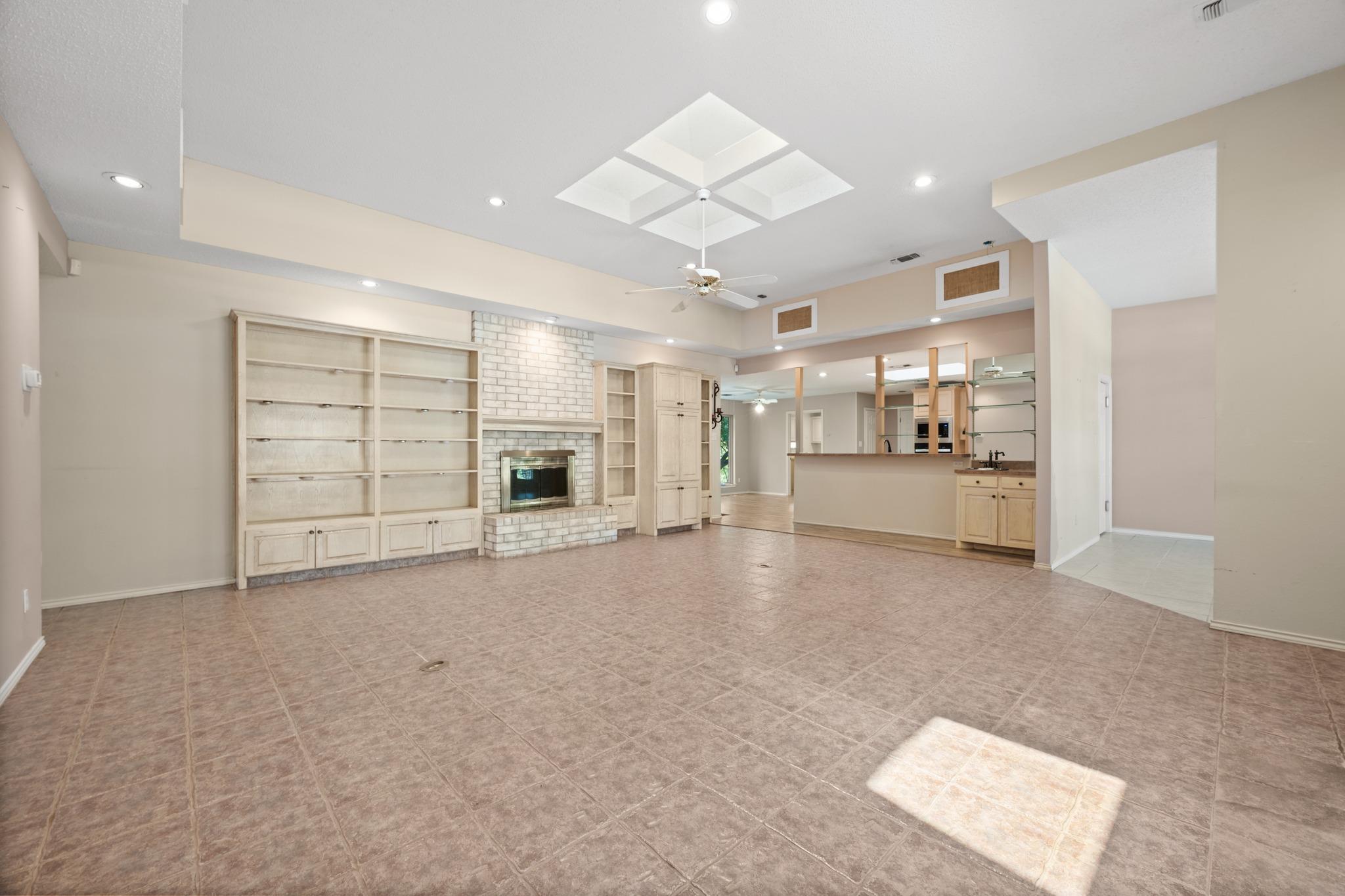 703 Palos Verdes Dr, Lakeway, TX 78734