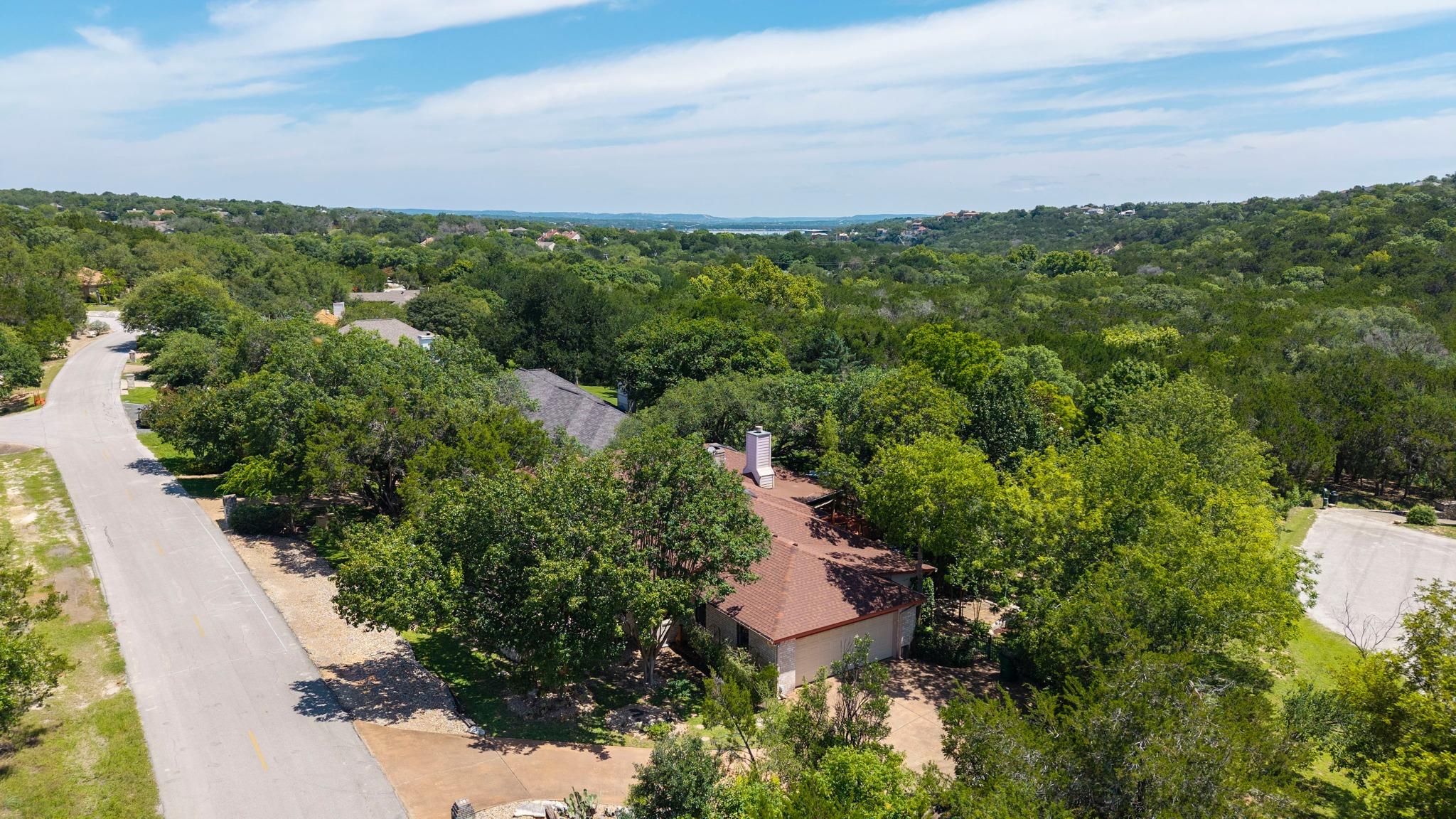 703 Palos Verdes Dr, Lakeway, TX 78734