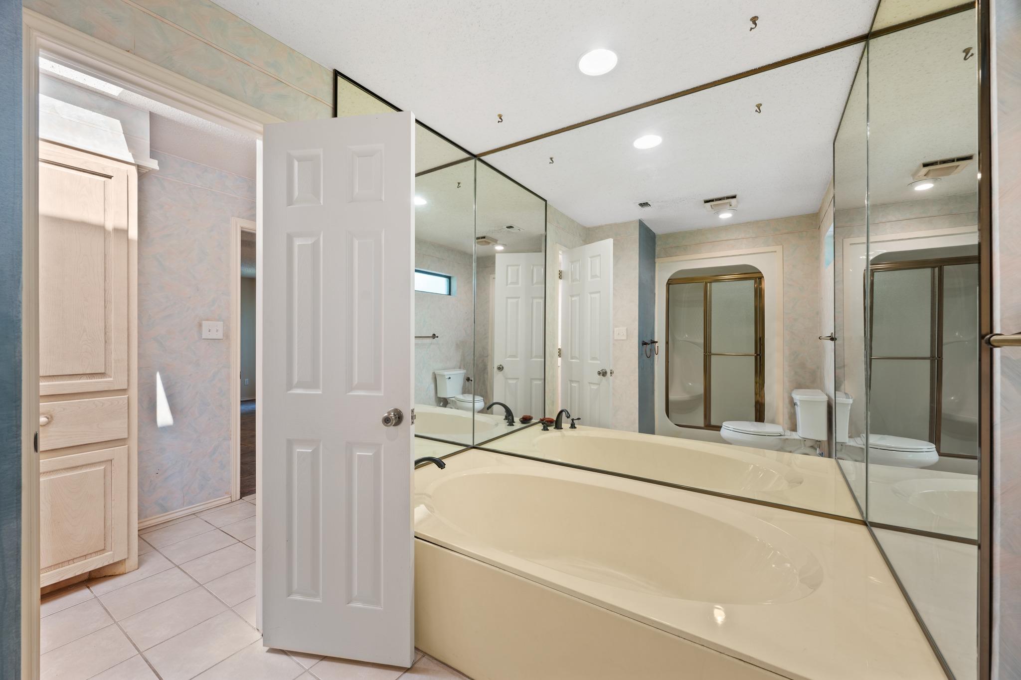 703 Palos Verdes Dr, Lakeway, TX 78734