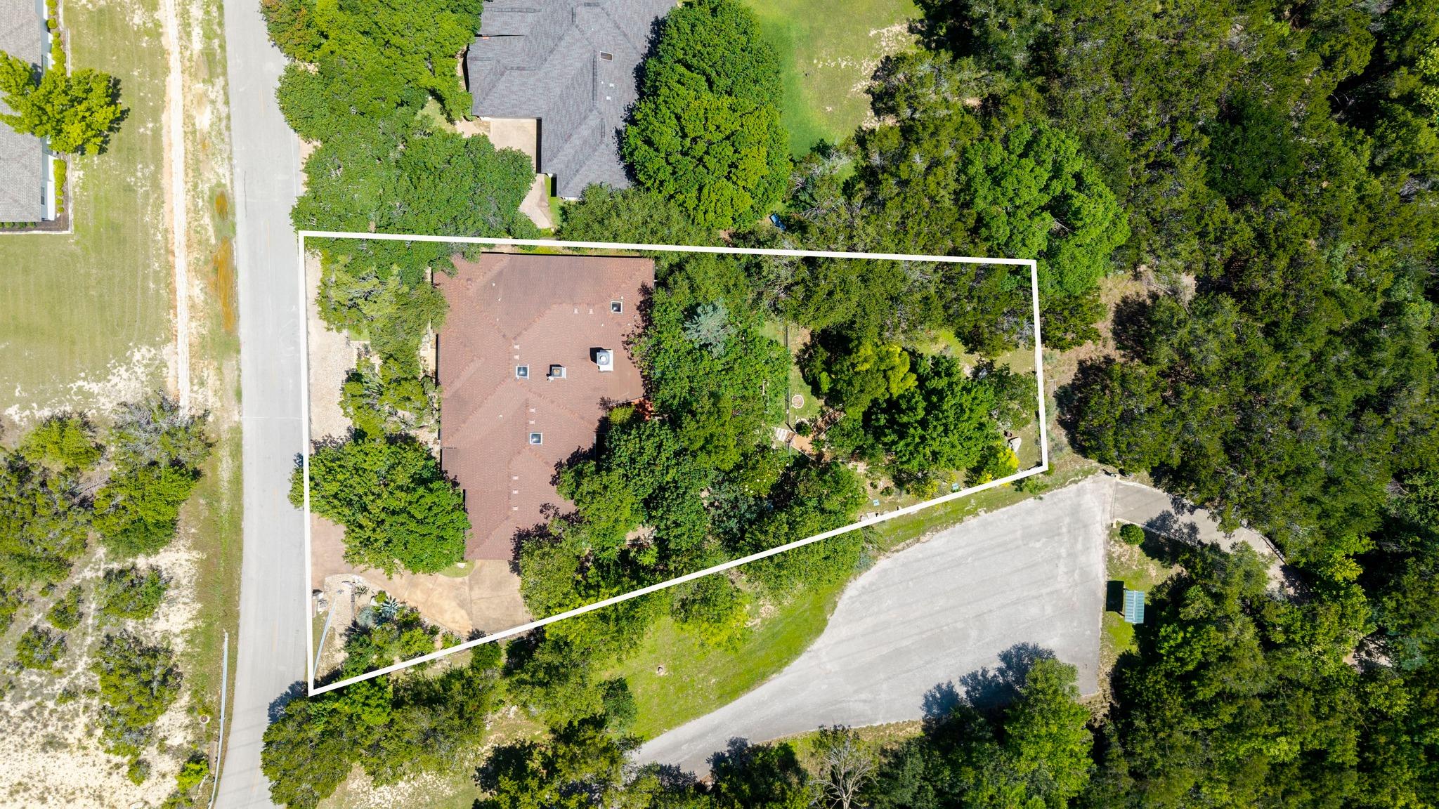 703 Palos Verdes Dr, Lakeway, TX 78734
