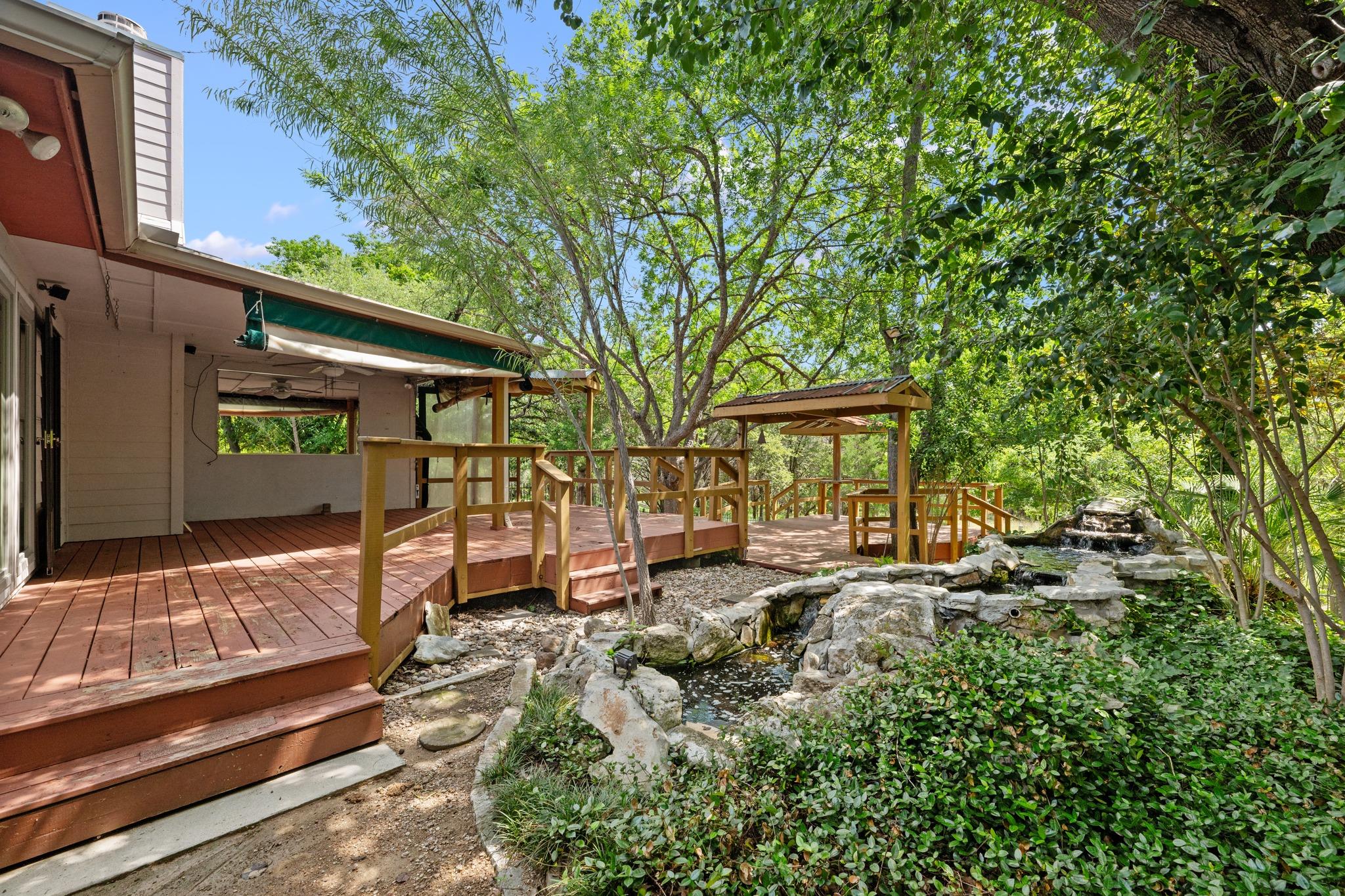 703 Palos Verdes Dr, Lakeway, TX 78734