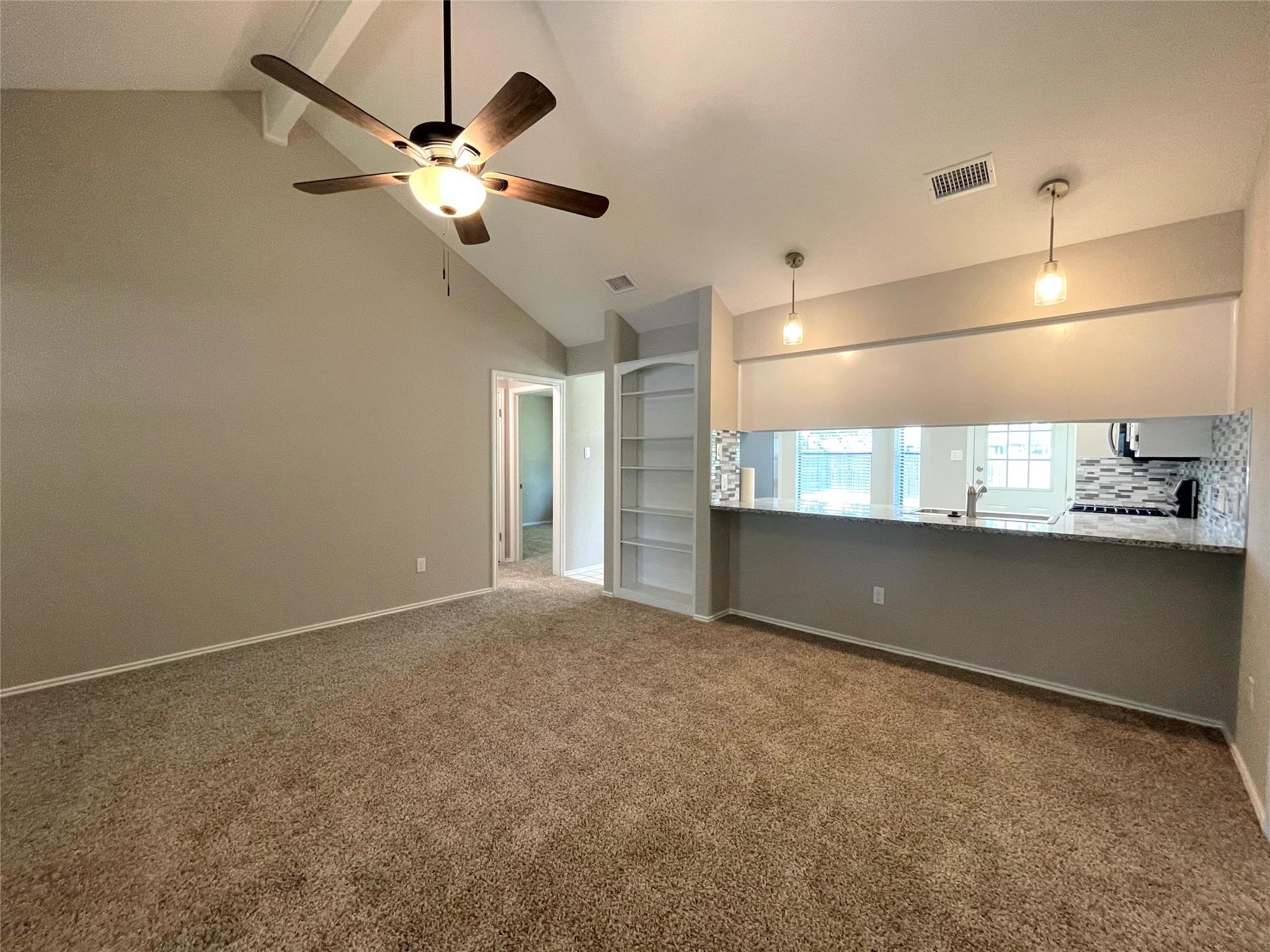 1008 Cresswell Dr, Pflugerville, TX 78660