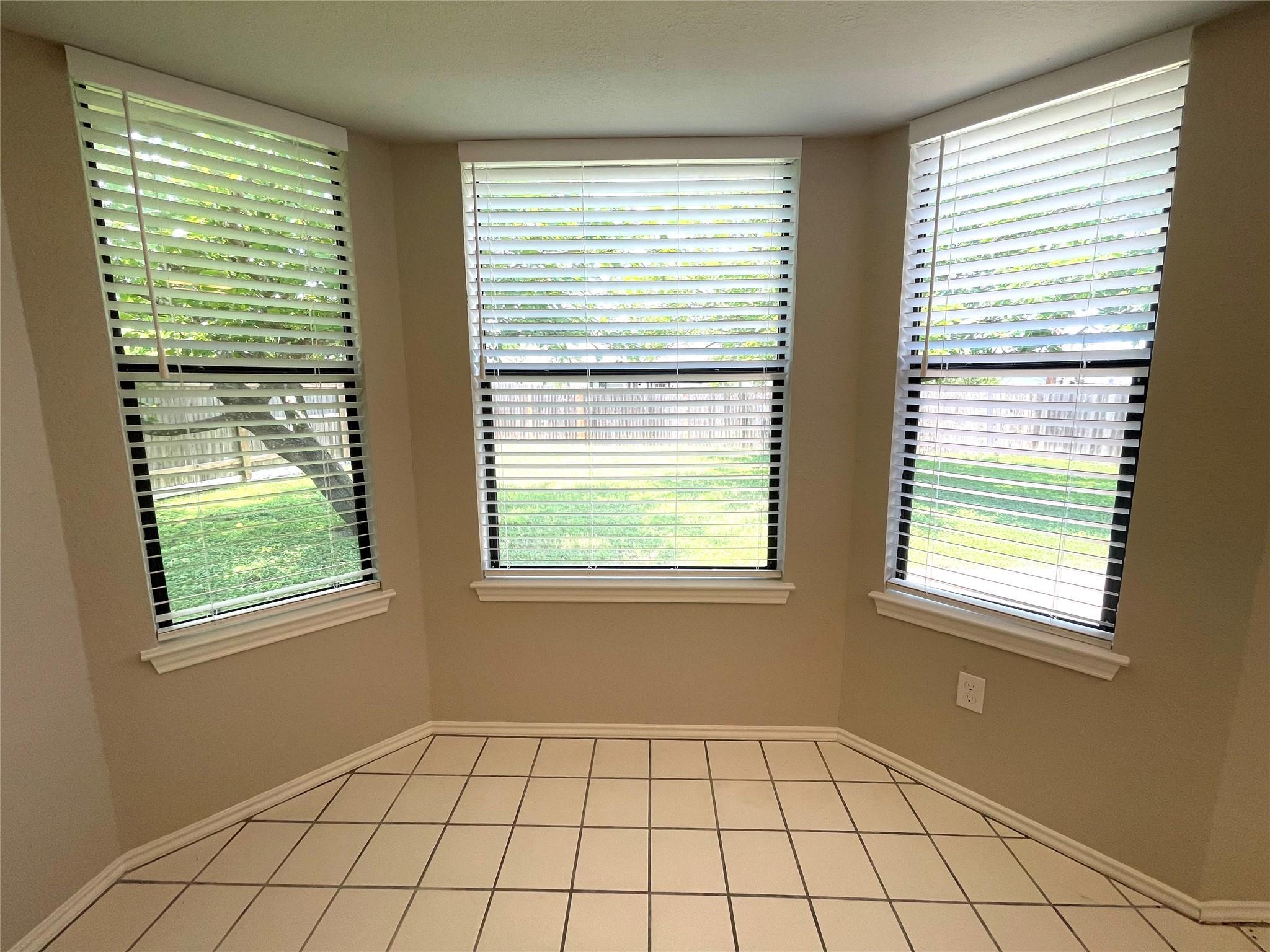 1008 Cresswell Dr, Pflugerville, TX 78660