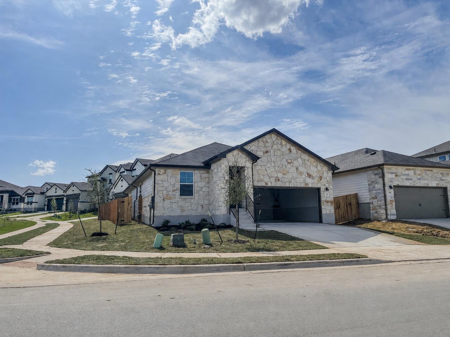 124 Stellar Wind Dr, Georgetown, TX 78628