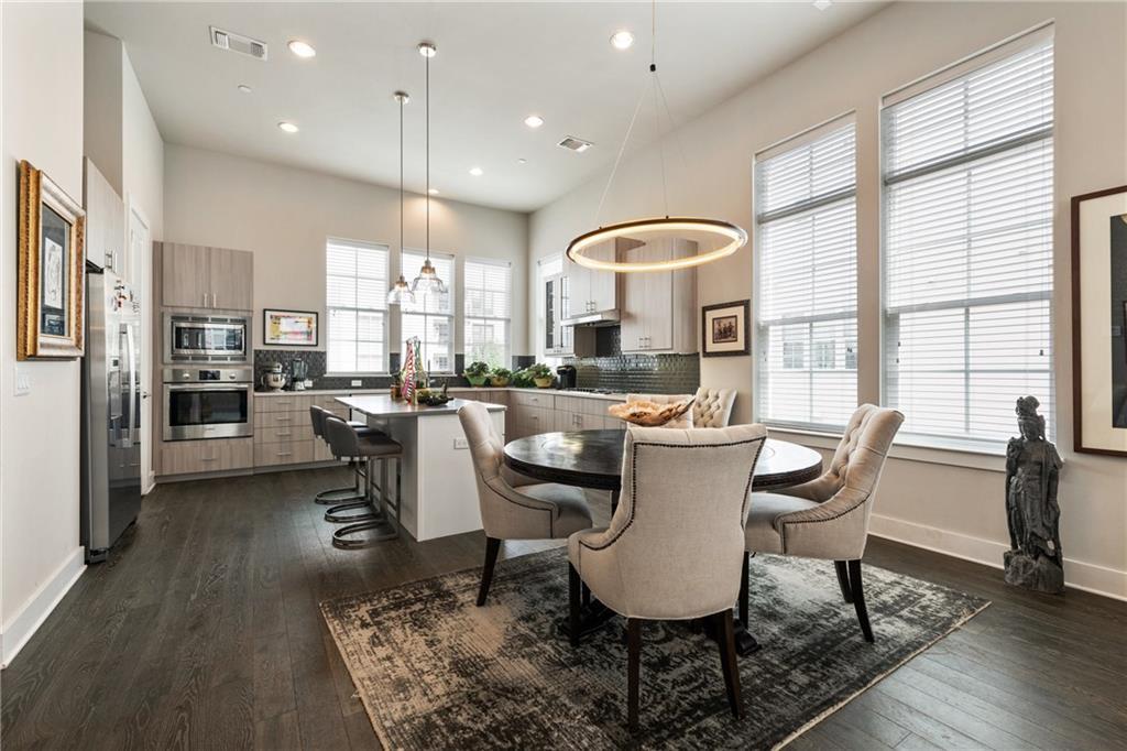 1305 Town Creek Dr # 5, Austin, TX 78741