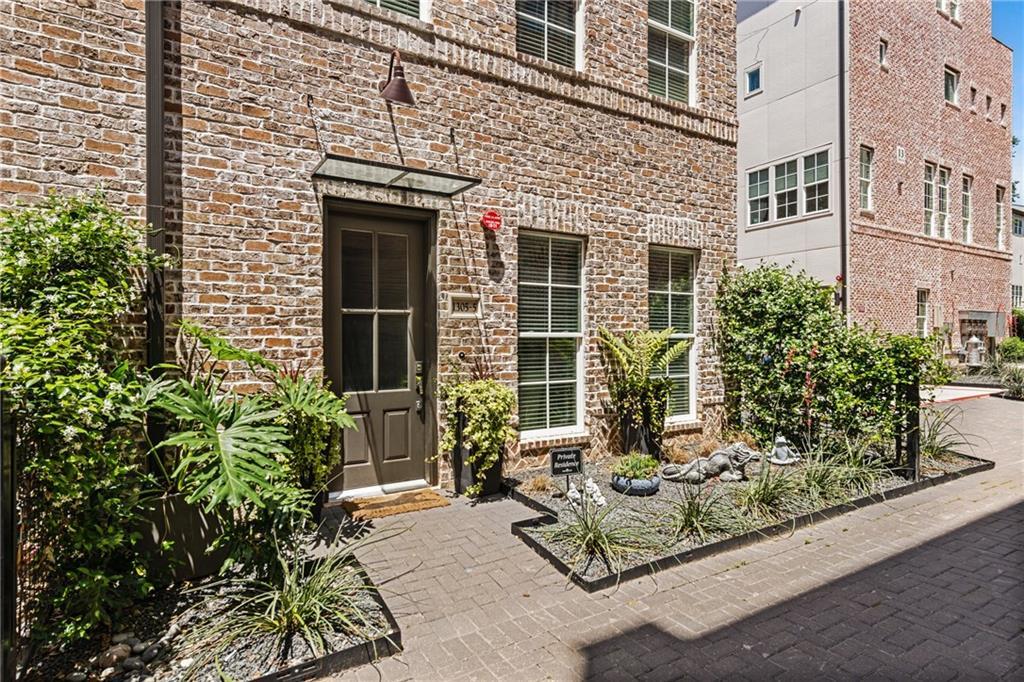 1305 Town Creek Dr # 5, Austin, TX 78741
