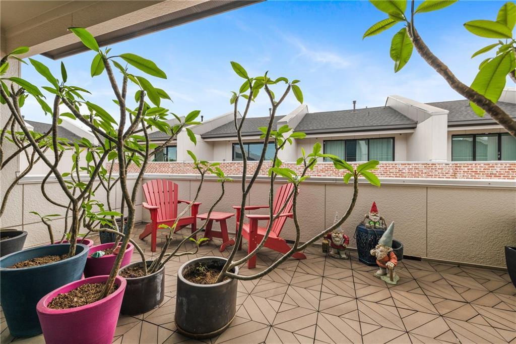 1305 Town Creek Dr # 5, Austin, TX 78741