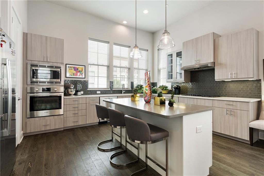 1305 Town Creek Dr # 5, Austin, TX 78741