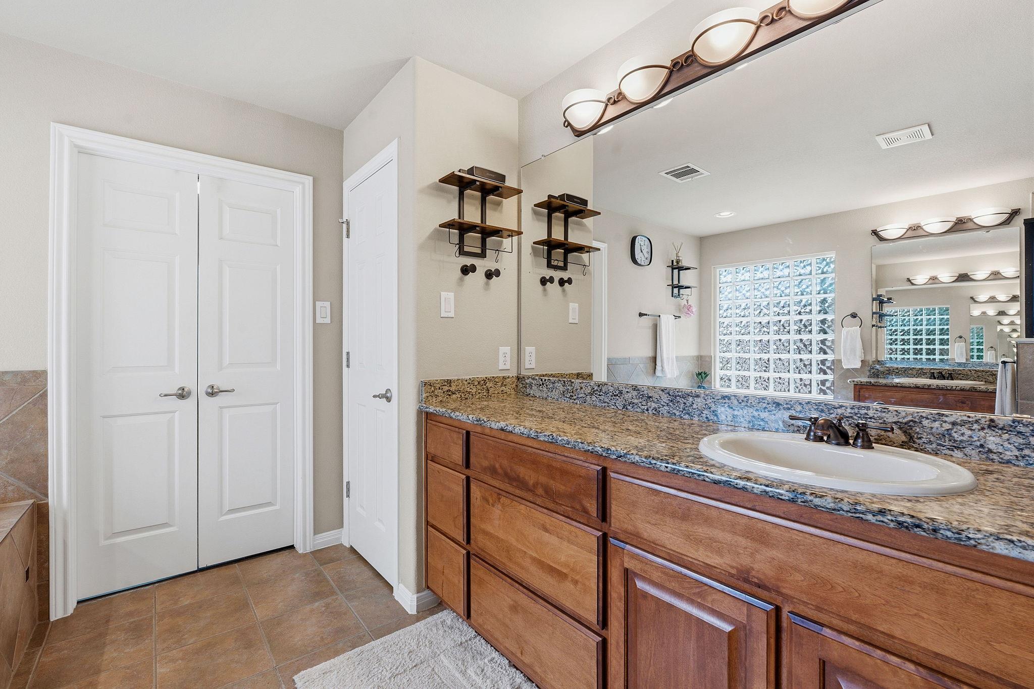 2003 Ebbsfleet Dr, Cedar Park, TX 78613