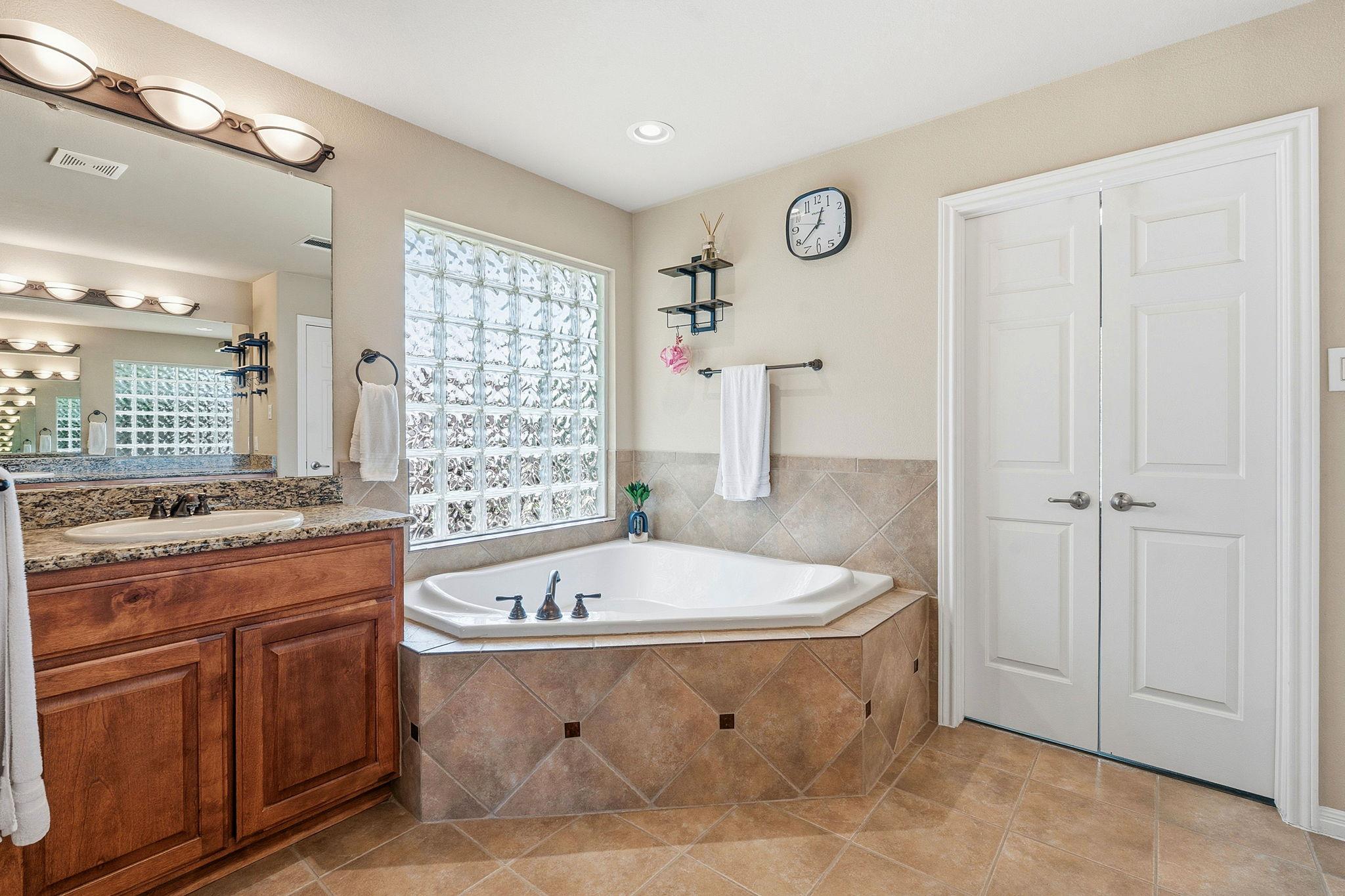 2003 Ebbsfleet Dr, Cedar Park, TX 78613