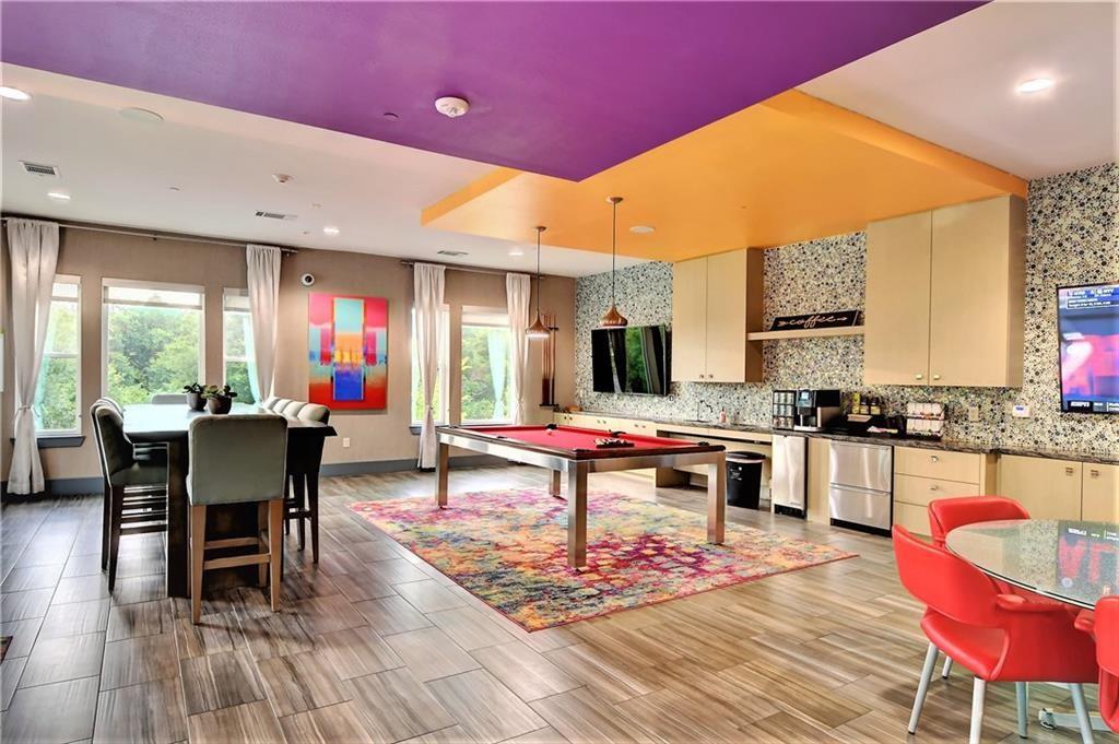 1900 Barton Springs Rd # 3048, Austin, TX 78704