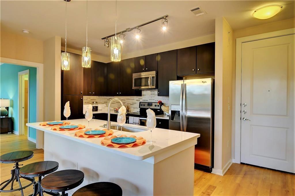 1900 Barton Springs Rd # 3048, Austin, TX 78704