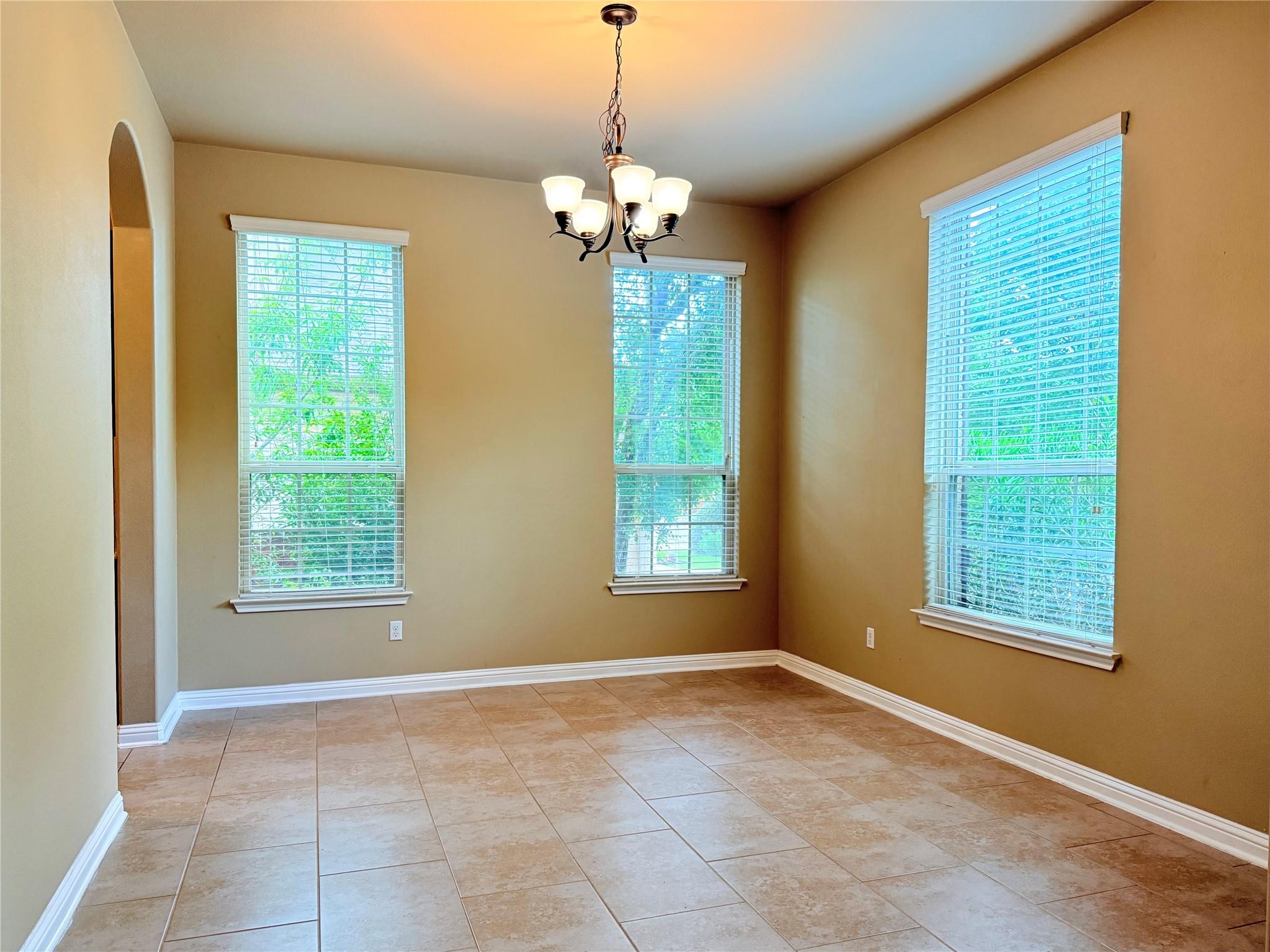 404 Dry Gulch Bnd, Cedar Park, TX 78613