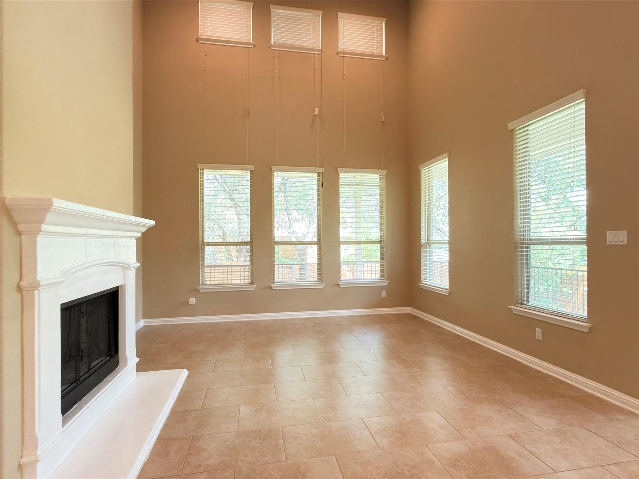 404 Dry Gulch Bnd, Cedar Park, TX 78613