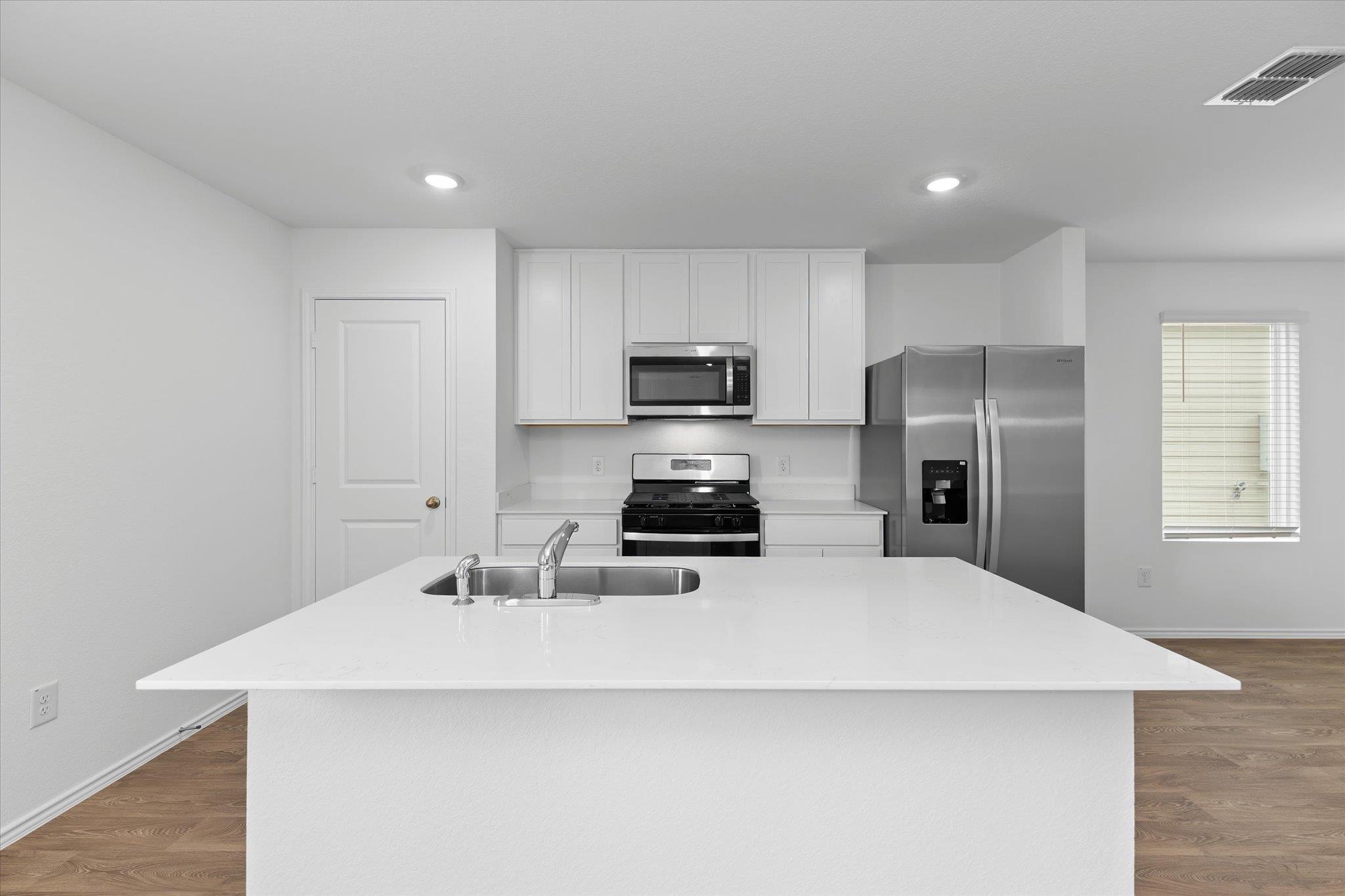 456 Sandringham Loop, Kyle, TX 78640